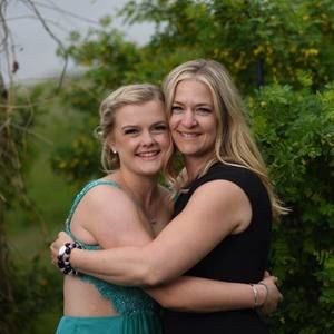 Meet your Posher, Delia